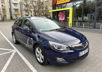 Opel Astra J Sports Tourer 1.7 CDTi 110km na sprzedaż  Kraków