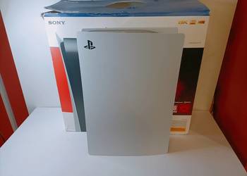 Konsola Sony PlayStation 5 z napędem, używany na sprzedaż  Katowice