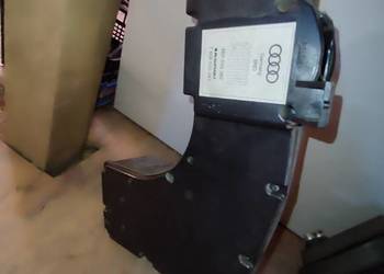SUBWOOFER WZMACNIACZ AUDI A6 C5 SEDAN 4B5035382 na sprzedaż  Kotomierz