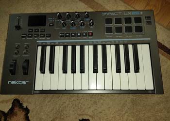 Sprzedam Midi Klawiaturę Nektar Impact Lx25 z futerałem na sprzedaż  Krosno
