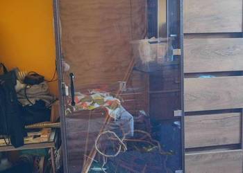 Terrarium dla kameleona z wyposażeniem, używany na sprzedaż  Lubin