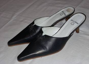 SKÓRZANE klapki buty 38,5 39 vintage na sprzedaż  Nowy Sącz