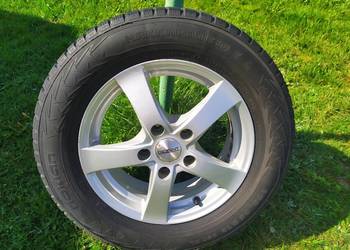 Alufelgi 5x114.3 toyota renault zimowe Nokian 195/65 r15 na sprzedaż  Sędziszów Małopolski