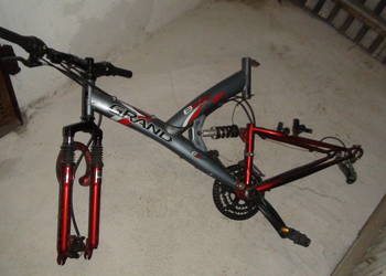 Używany, Rama roweru Kross Grand B250 Best pełna amortyzacja 26 cala na sprzedaż  Knurów
