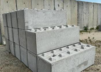 Używany, klocki/bloki betonowe LEGO, mur oporowy, boksy, zasieki na sprzedaż  Puławy