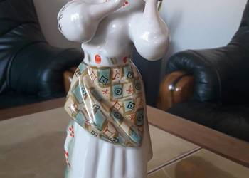 Figurka porcelanowa dziewczyna z kaliną Wołyn Połonne na sprzedaż  Janów Lubelski