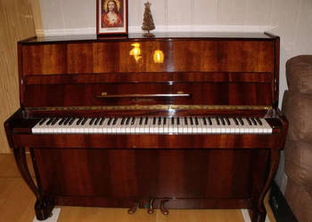 pianino na sprzedaż  Sadów