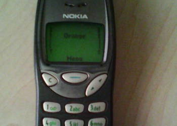 Nokia 3210 + Gratis na sprzedaż  Ostrowiec Świętokrzyski