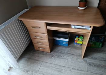 biurko bardzo pilnie sprzedam na sprzedaż  Poznań