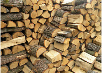 Kominkowe i opałowe- sezonowane drewno, połupane na sprzedaż  Suchy Las
