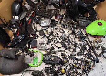 Suzuki GSX 600 F części licznik bak koło gsx600f gsx600 600f oś zacisk kapa na sprzedaż  Jelenia Góra