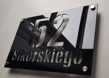 Numer domu, ulica , czarna tabliczka personalizowana na sprzedaż  Częstochowa