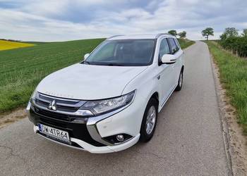 Używany, Mitsubishi Outlander PHEV Mitsubishi Outlander Plug-In Hybrid 37km baterii na sprzedaż  Wrocław