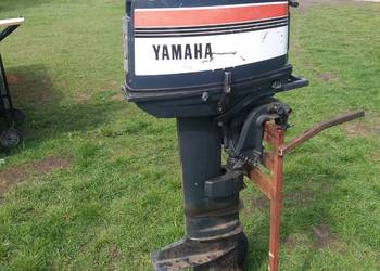 silnik zaburtowy Yamaha 25, używany na sprzedaż  Tłuszcz