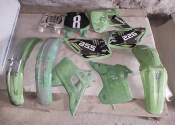 Używany, Kawasaki kx 250 części rok 1993 plastiki pokrywy wprzekładki na sprzedaż  Kraków
