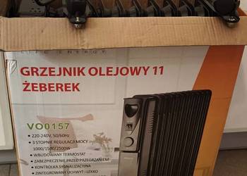 Używany, GRZEJNIK OLEJOWY 11-ŻEBEREK 2500W CZARNY VOLTENO VO0157 na sprzedaż  Warszawa