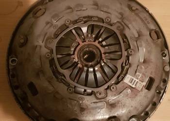 Sprzęgło Dwumas Opel Zafira B,Astra H,Vectra C poj.1.9 CDTI. na sprzedaż  Oława
