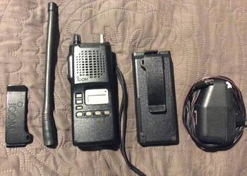 Ręczna radiostacja lotnicza ICOM, używany na sprzedaż  Krosno