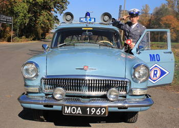 Używany, Zabytkowy Samochód do Ślubu Wołga 21 Fiat 125p Milicja PRL na sprzedaż  Katowice