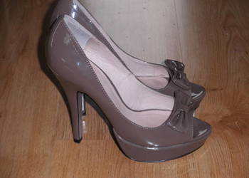 BUTY DAMSKIE CZÓŁENKA BEŻ na sprzedaż  Niepołomice
