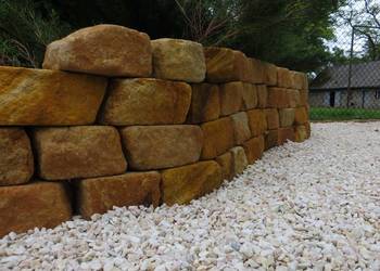 kamień ogrodowy na skarpy murki grilla wędzarnię altankę na sprzedaż  Radomsko