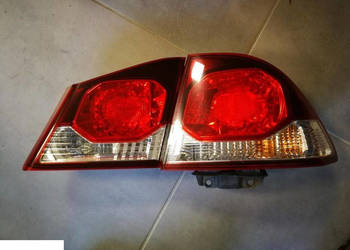 HONDA CIVIC SEDAN VIII 2010 LAMPA TYŁ PRAWA na sprzedaż  Kozubszczyzna