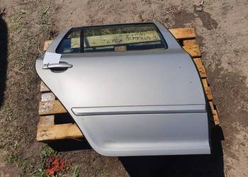 Używany, DRZWI PRAWE TYŁ SKODA OCTAVIA II na sprzedaż  Lipno