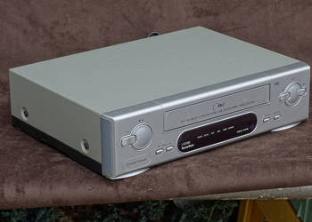 Magnetowid LG LV-2780 prosty, monofoniczny, w pełni sprawny na sprzedaż  Gorzów Wielkopolski