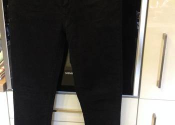 Spodnie Czarne Jeans Damskie Reserved r S/M rurki na sprzedaż  Nowa Sól