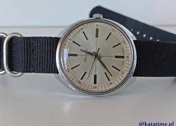 Używany, Zabytkowy radziecki zegarek RAKIETA RAKETA PAKETA vintage ZS na sprzedaż  Lublin