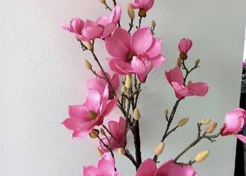 Sztuczna różowa magnolia w doniczce kolor fuksja, używany na sprzedaż  Nowy Sącz