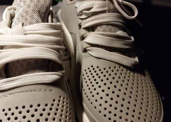 Buty Sportowe Lekkie Crocs Literide W7 na stopę 24,5 cm na sprzedaż  Wrocław