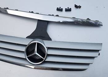 Gril atrapa mercedes w203 coupe 2038800383 na sprzedaż  Zbąszyń