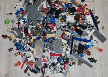 Klocki Lego figurki zestaw nr 6 na sprzedaż  Łódź