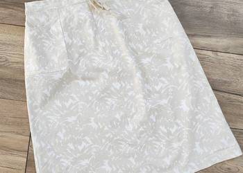 Beżowo biała spódnica Vintage Dzinsowa 40 42 44, używany na sprzedaż  Jasło