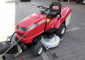 Kosiarka samojezdna traktor ogrodowy Honda 2220 20 KM 122 cm na sprzedaż  Kobiele Wielkie