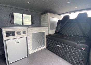 Używany, Lozko kanapa rozkladana do kampera kampervana  vw t4 t5 t6 vito vivaro ford na sprzedaż  Końskie