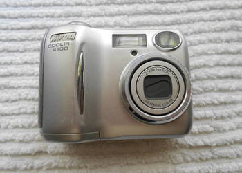 Nikon COOLPIX 4100 + Obudowa podwodna Nikon WP-CP1 na sprzedaż  Wałbrzych