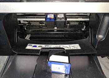 Używany, drukarka HP DeskJet F4180 używana uszkodzona na sprzedaż  Poznań