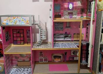 Domek dla lalek Barbie KidKraft Luksusowa Rezydencja, używany na sprzedaż  Żyrardów