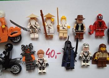 Figurki Lego dostępnych 13 sztuk na sprzedaż  Warszawa