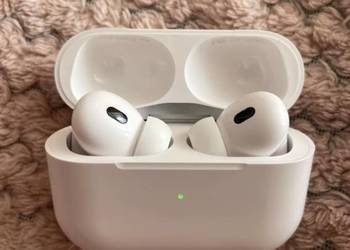 Oryginalne słuchawki Apple Air Pods Pro 2. Dowód zakupu, używany na sprzedaż  Rzeszów