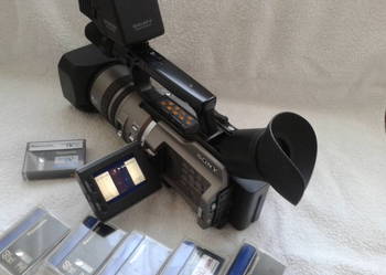 Sprzedam Kamere Sony VX 2100E. na sprzedaż  Mielec